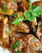 Куриная печенка с грибами и белым вином