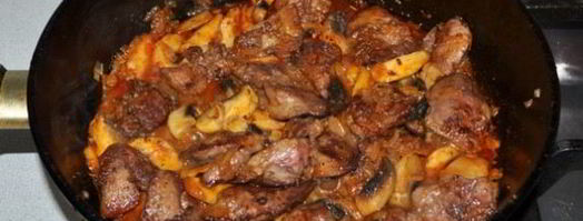 куриная печенка с грибами и белым вином. Шаг 9