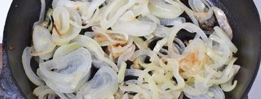 печень тушеная в молоке. Шаг 7