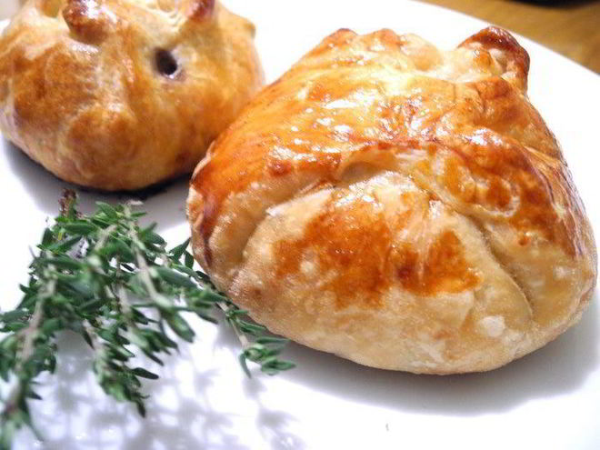Рецепт печенки в кафтане из слоеного теста