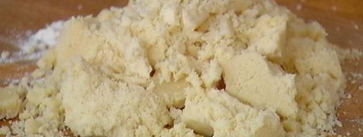 печенье из пармезана со свекольным песто. Шаг 5