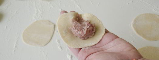 домашние пельмени с мясом. Шаг 7