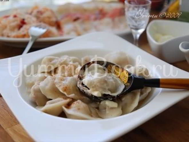 Рецепт пельменей с фаршем и соком ягод