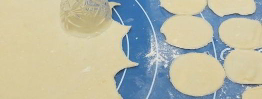 пельмени с грибами в горшочках в духовке. Шаг 12