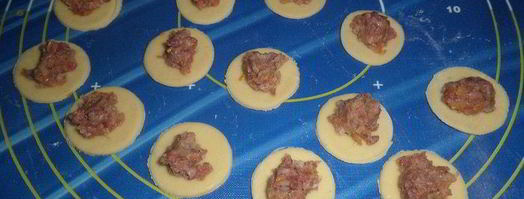 пельмени с гусем, гречкой и овощами. Шаг 15