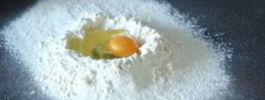 тесто для пельменей и вареников. Шаг 3