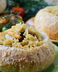 Булочки, фаршированные пловом