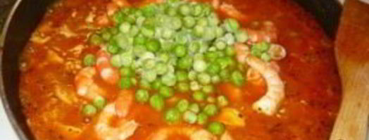 паэлья с курицей и креветками. Шаг 13