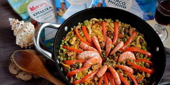 Паэлья с морепродуктами по-аргентински