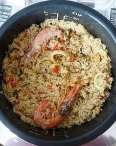 Паэлья с морепродуктами