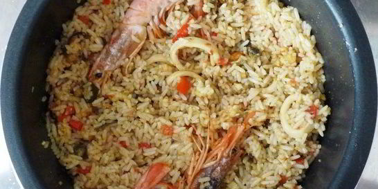 Паэлья с морепродуктами