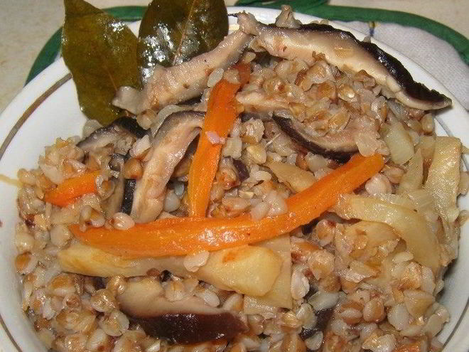 Рецепт плова из гречки с грибами