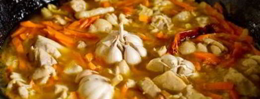 плов из курицы с нутом и изюмом. Шаг 13