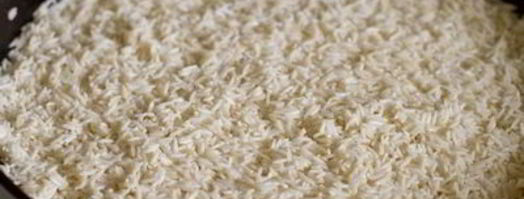 плов из курицы с нутом и изюмом. Шаг 15