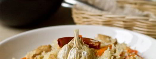 плов из курицы с нутом и изюмом. Шаг 17