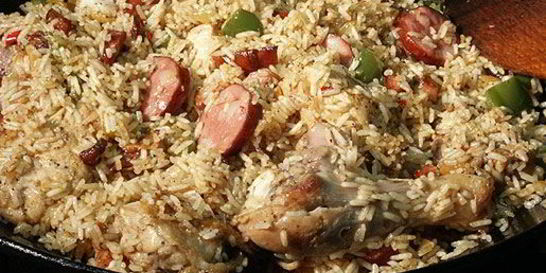 Плов с колбасой