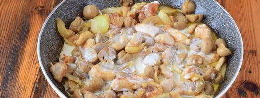 фрикасе из курицы с грибами. Шаг 11