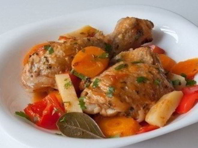 Рецепт фрикасе по-креольски из курицы в томатном соусе