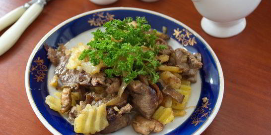 Картофельное рагу с мясом