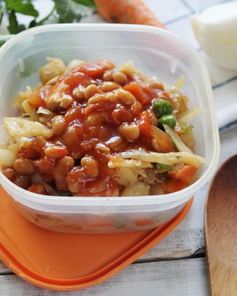 Овощное рагу без мяса с капустой и картошкой