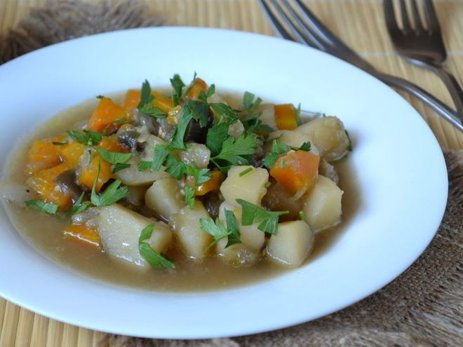 Рецепт овощного рагу с баклажанами