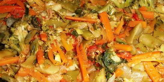 Овощное рагу с брокколи