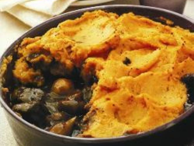 Рецепт рагу из оленины с пюре из сладкого картофеля