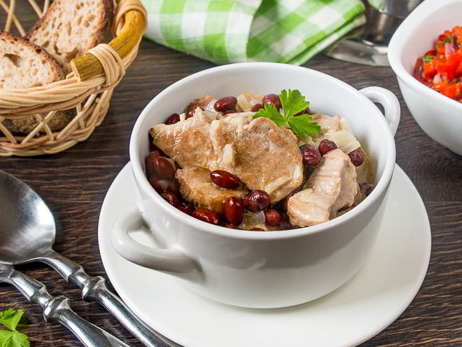 Рецепт рагу из свиной вырезки с фасолью