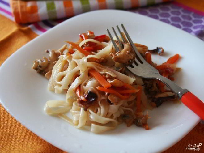 Рецепт рисовой лапши с морепродуктами