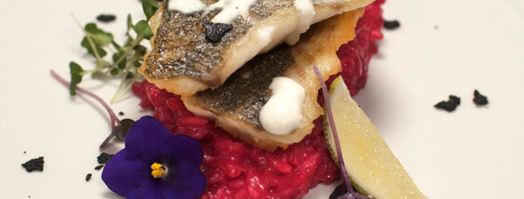 сибас на свекольном ризотто со сливочно-сырным соусом. Шаг 8