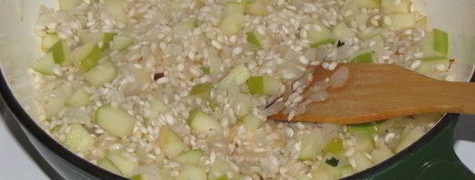 яблочное ризотто с копченым лососем. Шаг 8