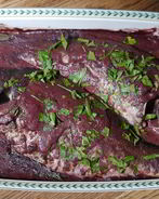 Карп, томленный в красном вине