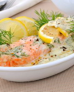 Красная рыба в сливочном соусе в духовке