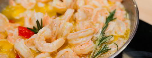 креветки и кальмары с теплым салатом. Шаг 5