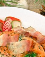 Лосось с чесночным соусом