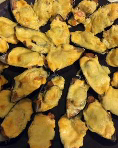 Мидии в раковинах в духовке