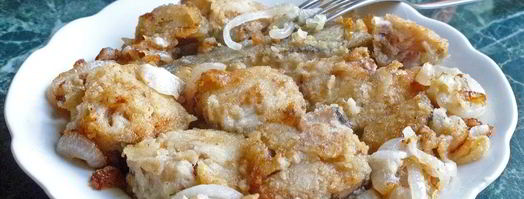 минтай на сковороде с луком. Шаг 11