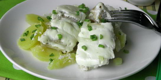 Пангасиус в духовке в сметане