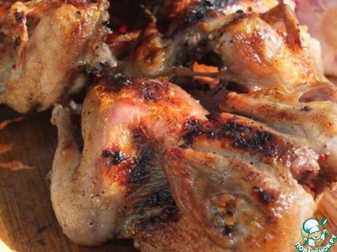 Рецепт перепелов на углях в чесночном масле