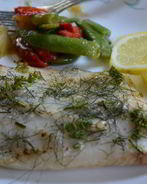 Тилапия со свежей зеленью