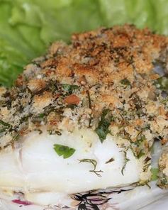 Треска запеченная под ароматной крошкой