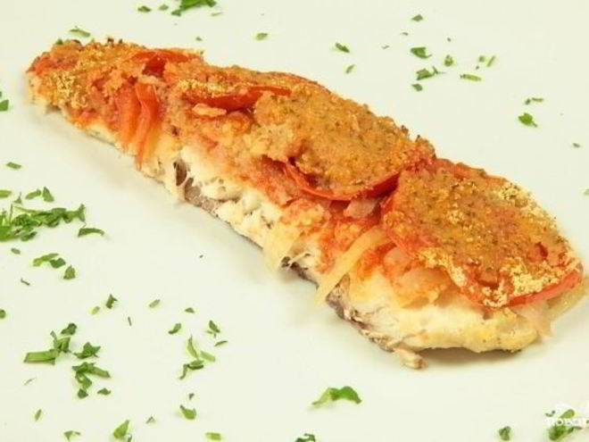 Рецепт запеченной рыбы в томатном соусе