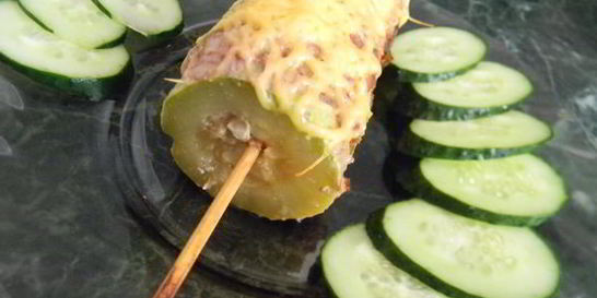 Шашлычки — кабачки с фаршем