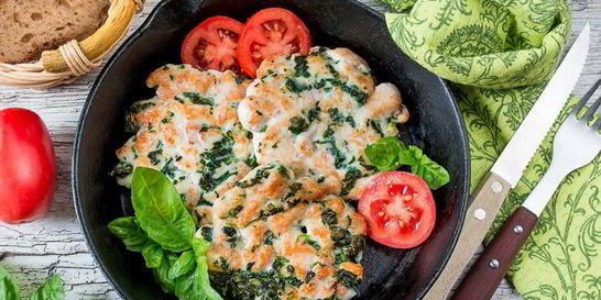 Рубленые куриные шницели со шпинатом