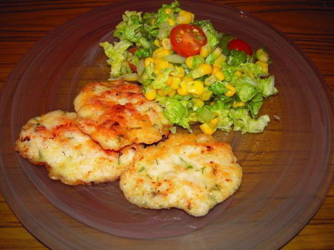 Рецепт шницеля по-венециански с легким салатиком из кукурузы