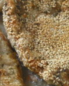 Шницель в мятной панировке с кунжутом