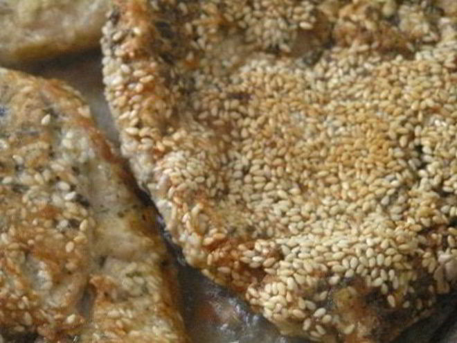 Рецепт шницеля в мятной панировке с кунжутом