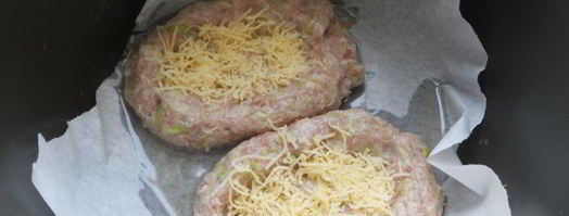 свиной шницель с сыром и яйцом в мультиварке. Шаг 4