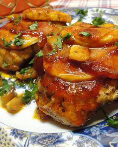 Куриные стейки с яблоками