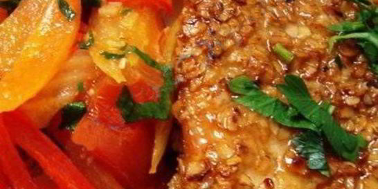 Стейк из индейки с гарниром из овощей